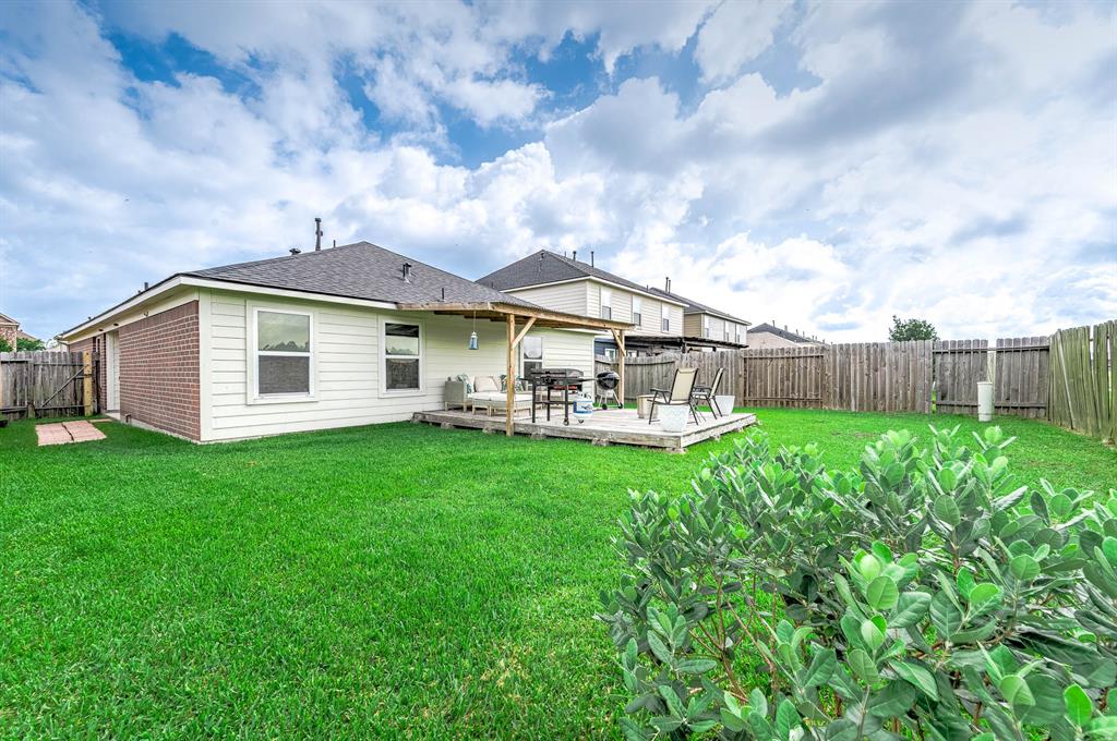 4918 Fair Oak Dale Lane, Humble, Texas image 27