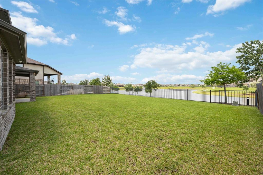13815 Village Glen Lane, Rosharon, Texas image 14