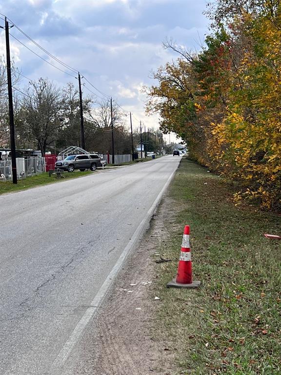 Photo 8 of 20 of 1916 Gault Road land