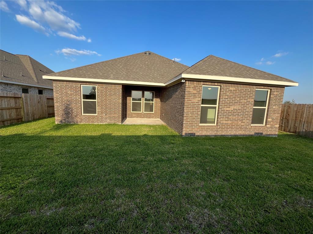 726 Blue Sky Place, Beasley, Texas image 10