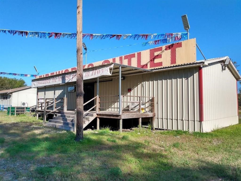 19402 E Highway 6