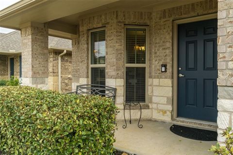 Single Family Residence in Texas City TX 4010 Southall Place 1.jpg