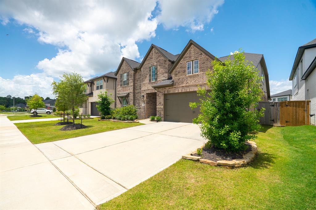 25011 Stella Falls Lane