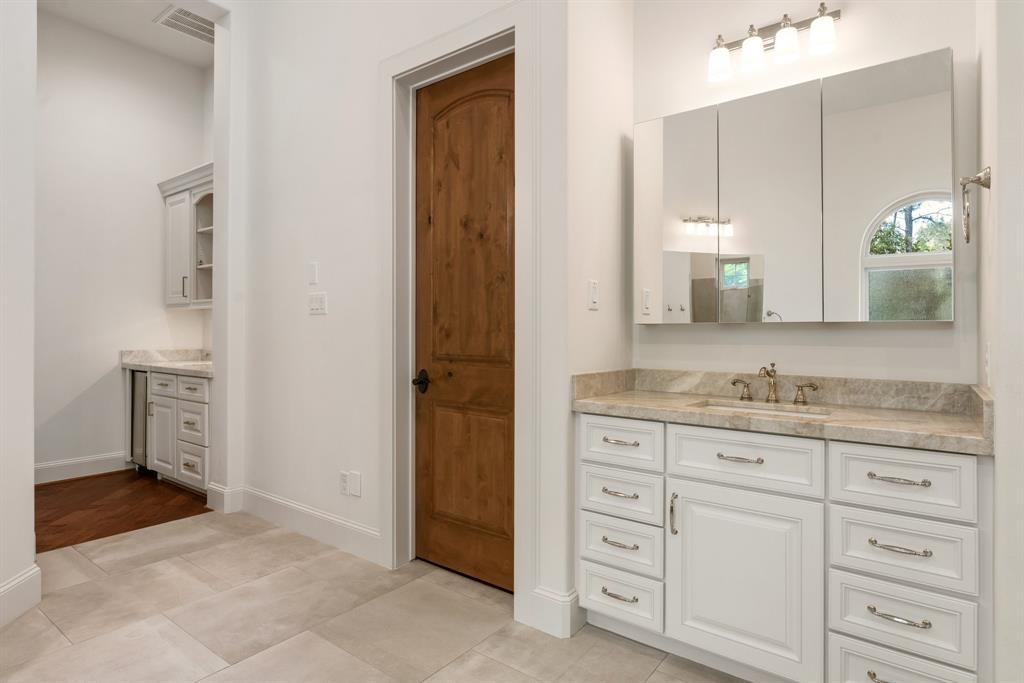 3 Maroon Creek Court, The Woodlands, Texas image 19