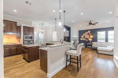 Photo of 34 Danby Place, The Woodlands, TX 77375 (MLS # 90586781)