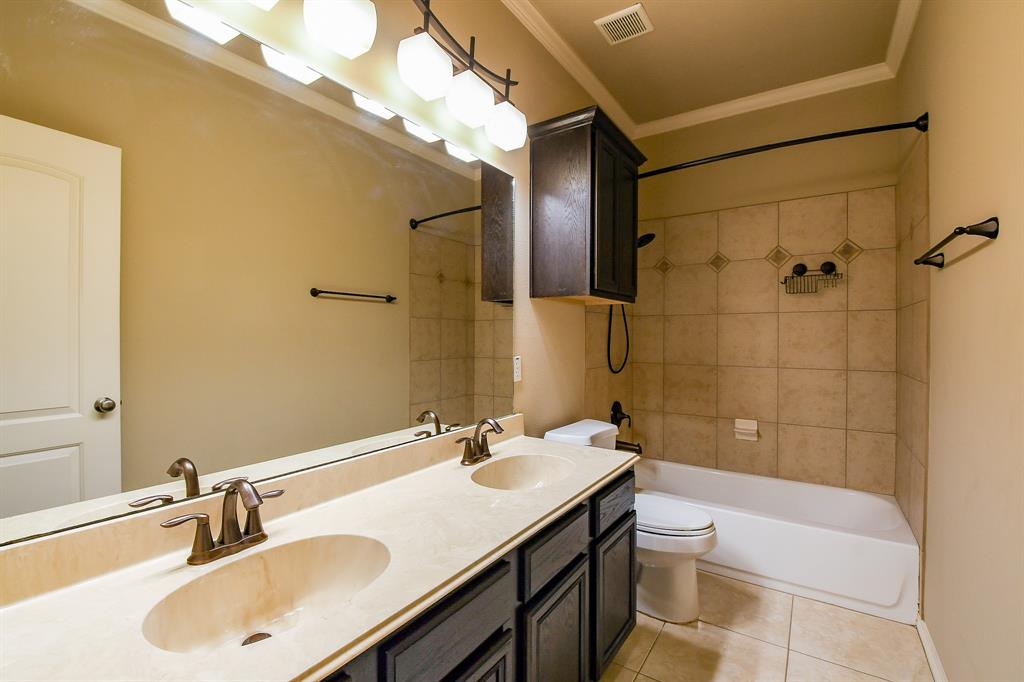 11 Spyglass Court, Jersey Village, Texas image 26
