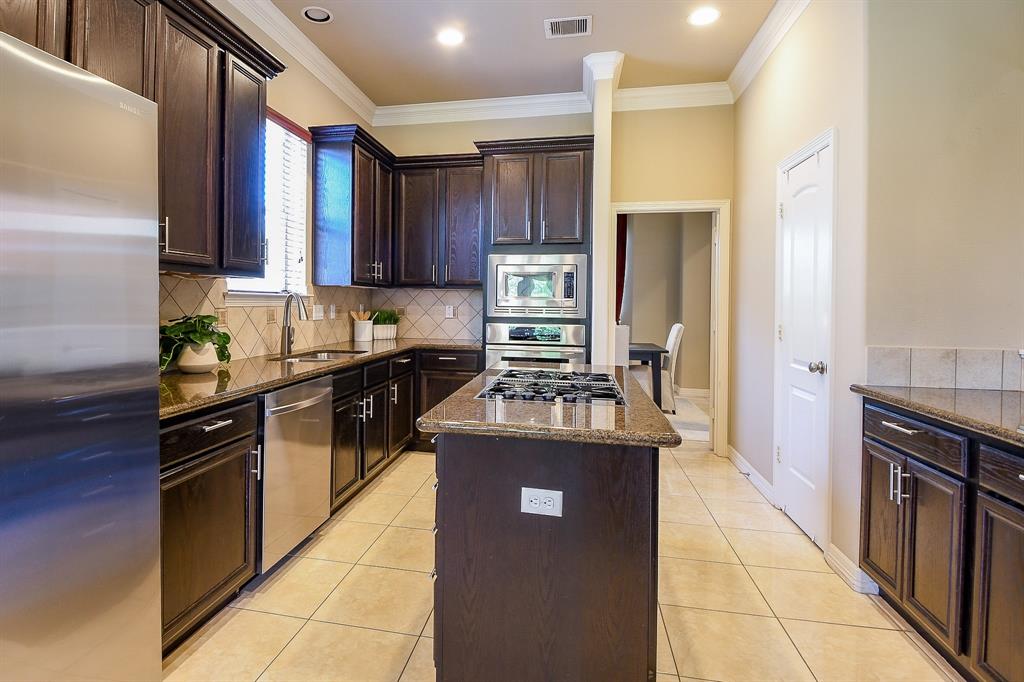 11 Spyglass Court, Jersey Village, Texas image 10
