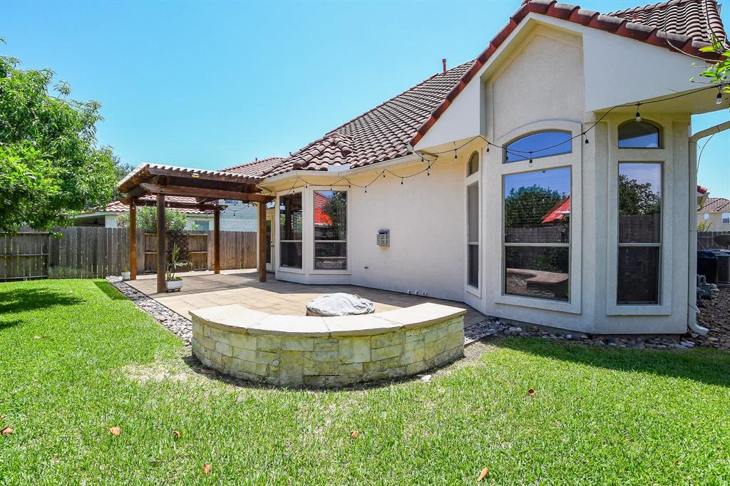 11 Spyglass Court, Jersey Village, Texas image 30