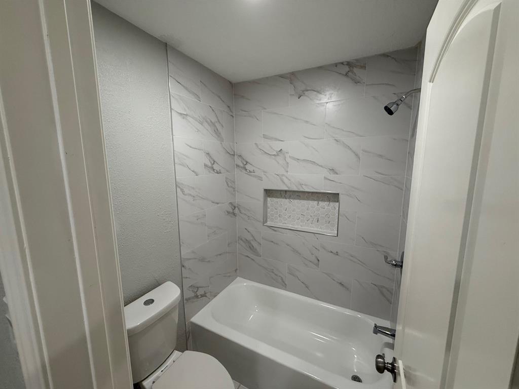 2812 Forest Hills Drive, League City, Texas image 21