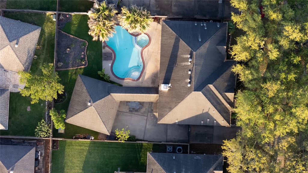 2112 Palm Castle Drive, League City, Texas image 3