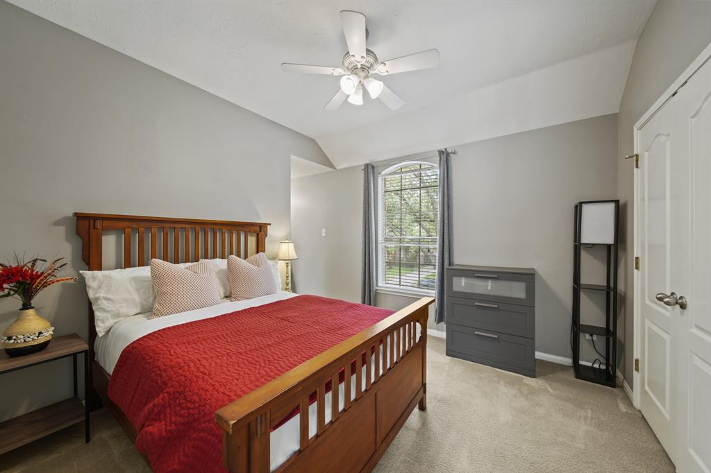 2112 Palm Castle Drive, League City, Texas image 32
