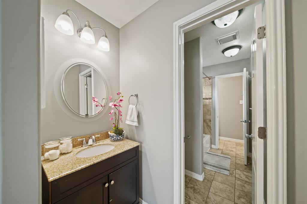 2112 Palm Castle Drive, League City, Texas image 35