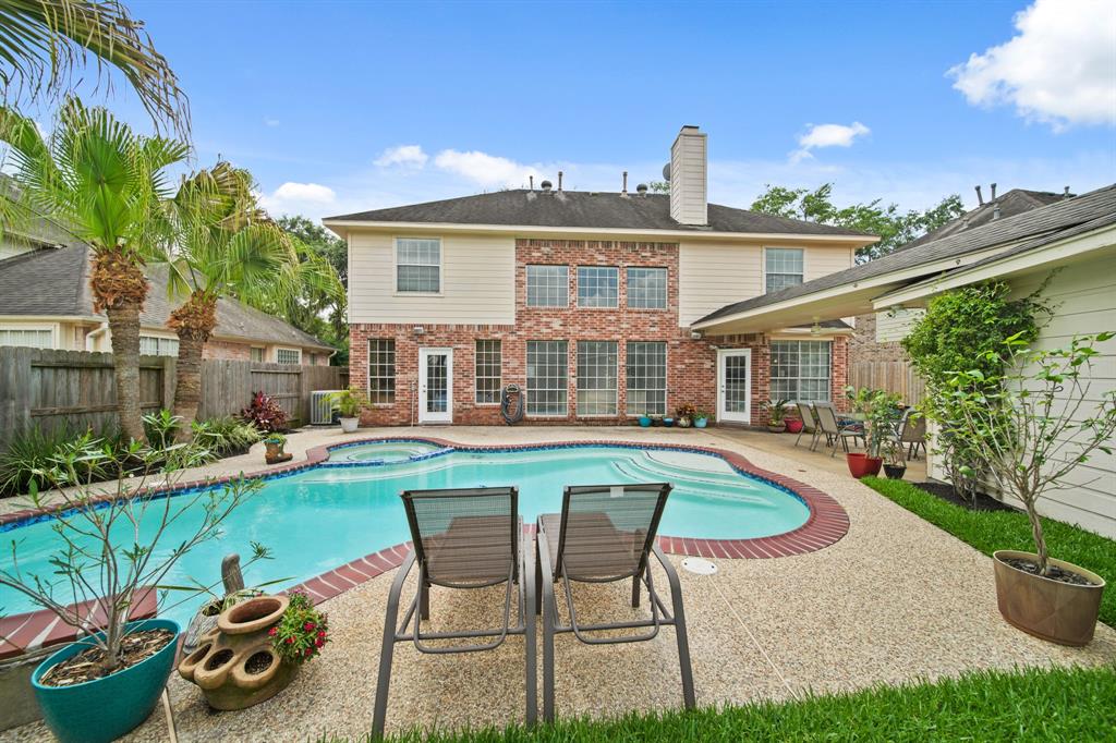 2112 Palm Castle Drive, League City, Texas image 8