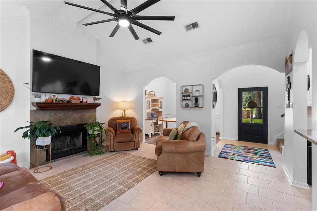 3821 Happy Hollow Lane, Montgomery, Texas image 3