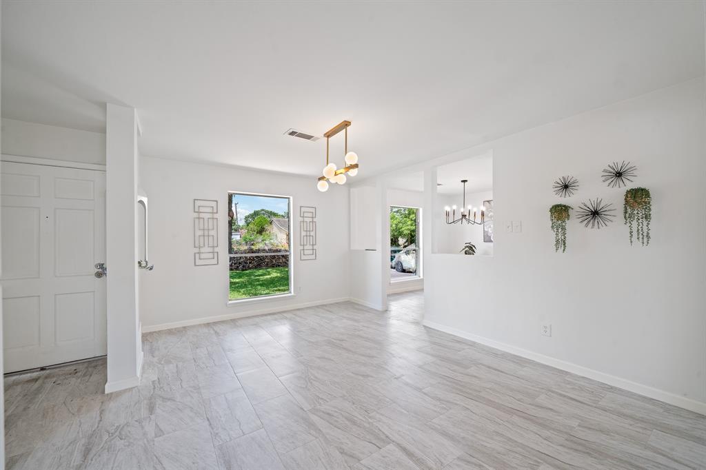 11723 N Willowdale Circle, Houston, Texas image 6