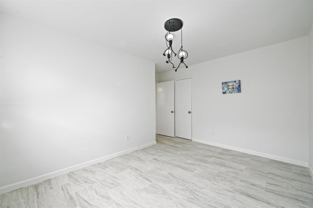 11723 N Willowdale Circle, Houston, Texas image 29