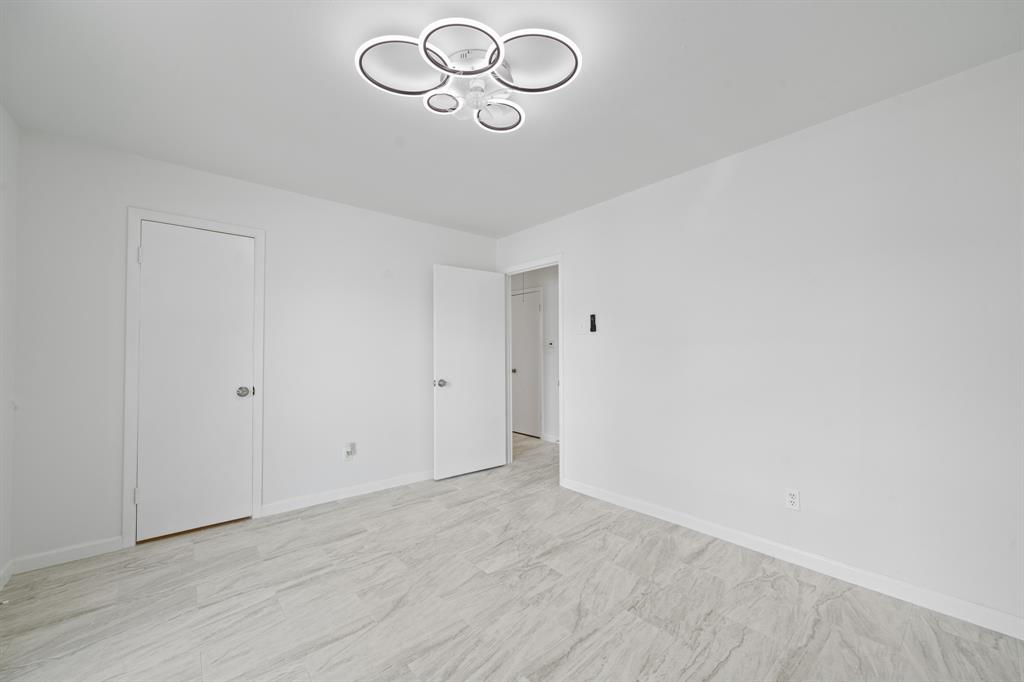 11723 N Willowdale Circle, Houston, Texas image 27