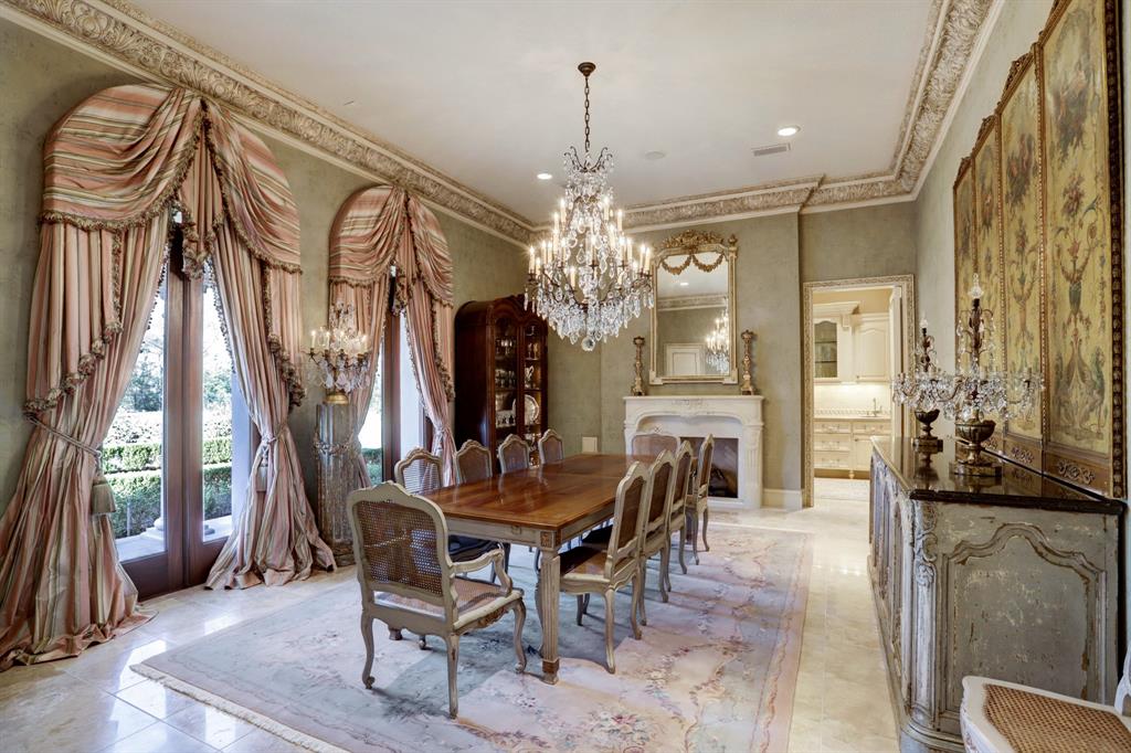 36 Saddlebrook Court