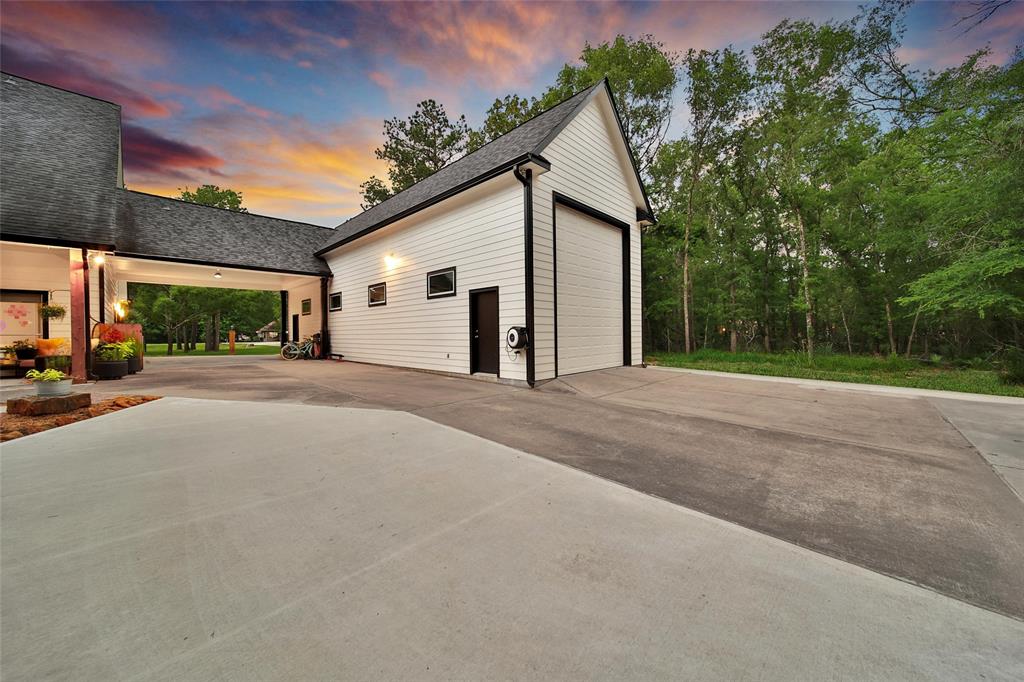 11698 Creek View Lane, Conroe, Texas image 8