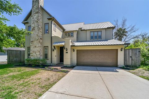 Single Family Residence in Houston TX 3217 Durhill Street.jpg