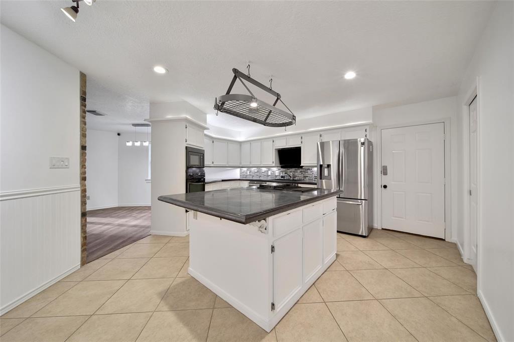 9 Wind River Court