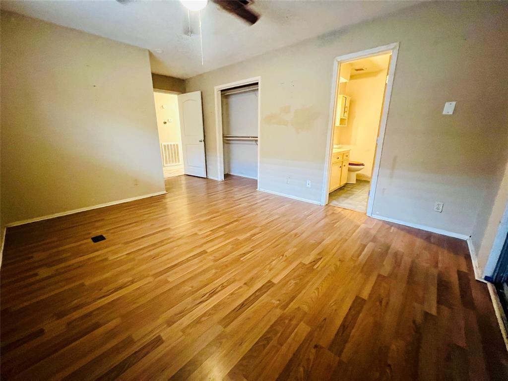 4519 E 24th Street, Dickinson, Texas image 8