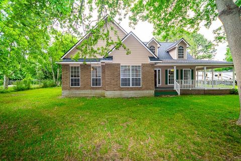 A home in Alvin