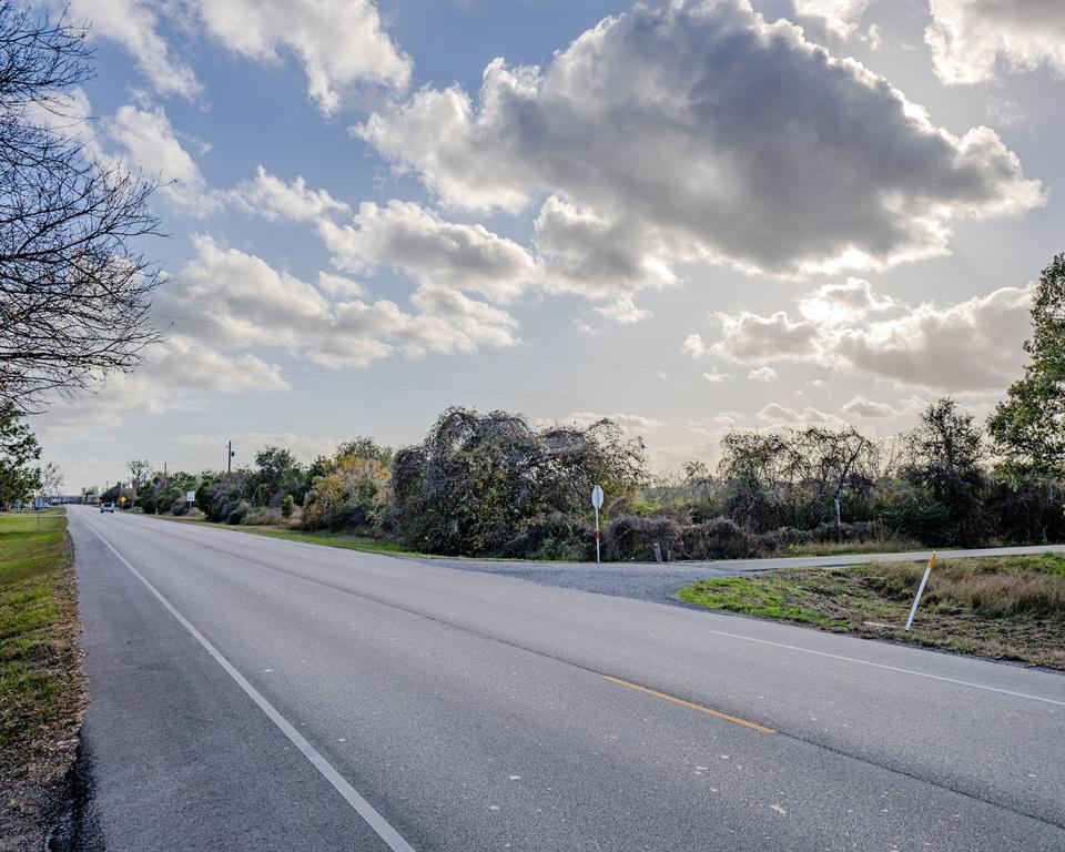 00 Tx-172, La Ward, Texas image 26