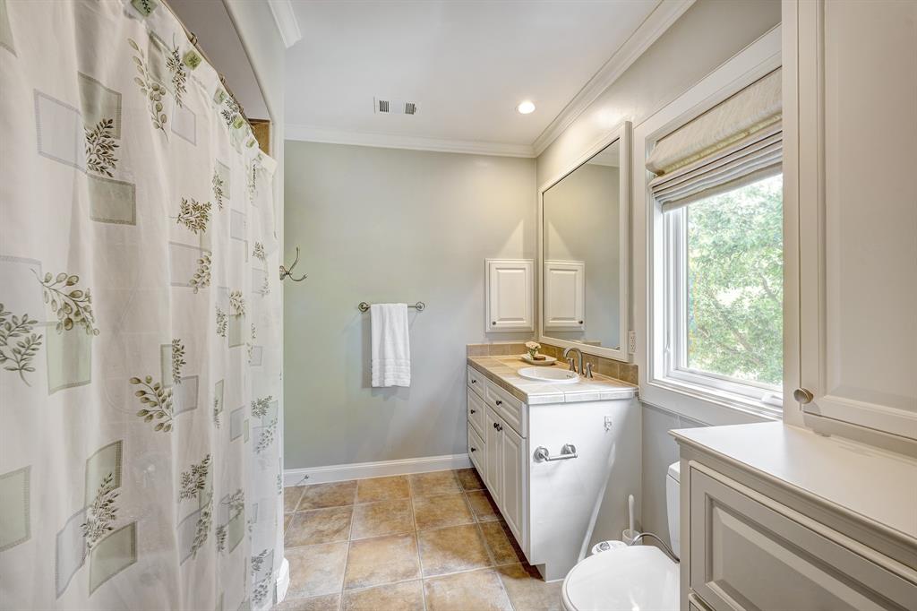 6101 Newcastle Street, Bellaire, Texas image 28