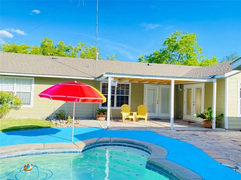 A home in Yoakum