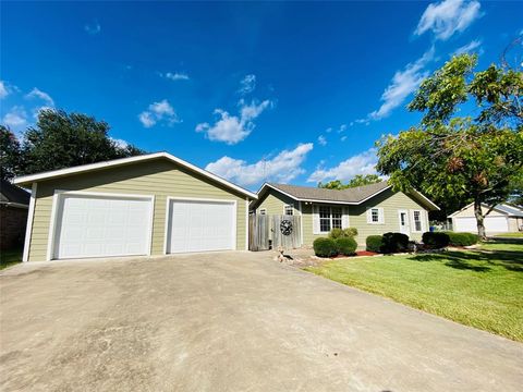 A home in Yoakum