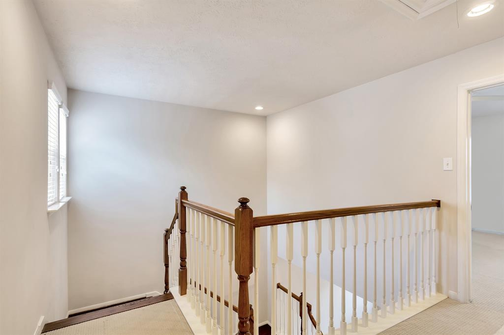 24 Piper Trace Trce, The Woodlands, Texas image 19