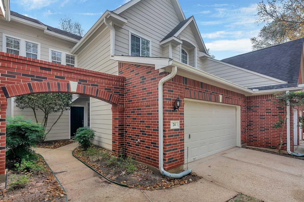 24 Piper Trace Trce, The Woodlands, Texas image 2