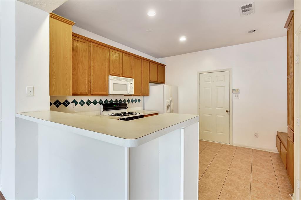 24 Piper Trace Trce, The Woodlands, Texas image 14