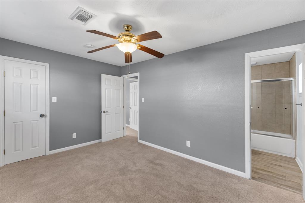 1202 W Flamingo Drive, Seabrook, Texas image 28