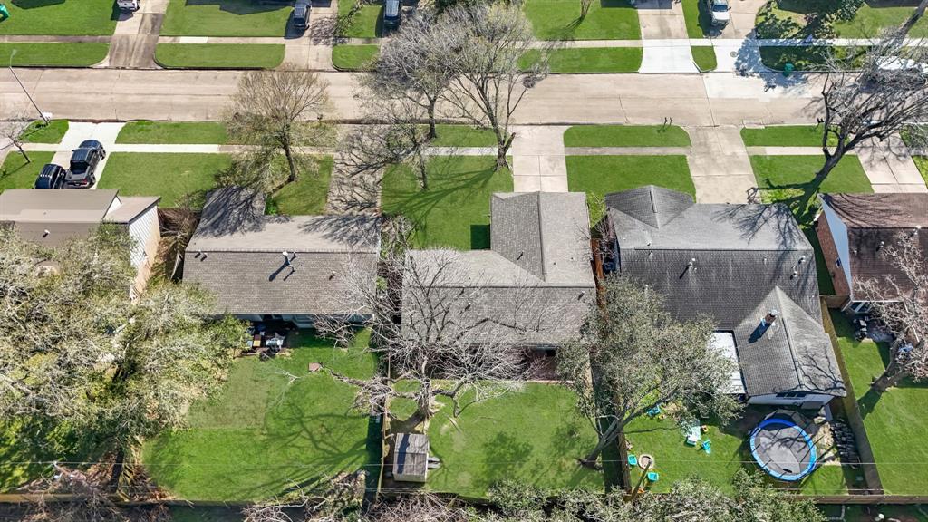 1202 W Flamingo Drive, Seabrook, Texas image 33