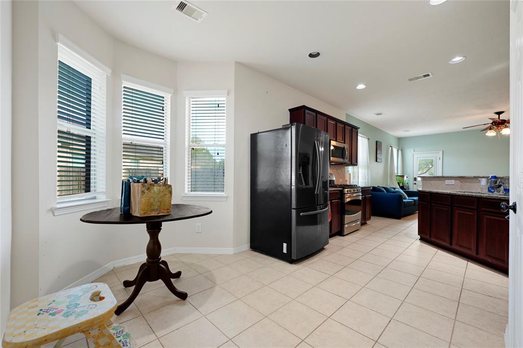 3103 Trail Hollow Drive, Pearland, Texas image 21
