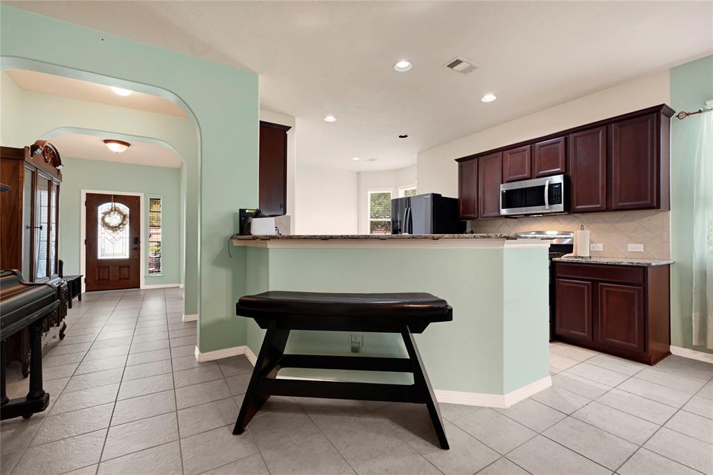 3103 Trail Hollow Drive, Pearland, Texas image 18