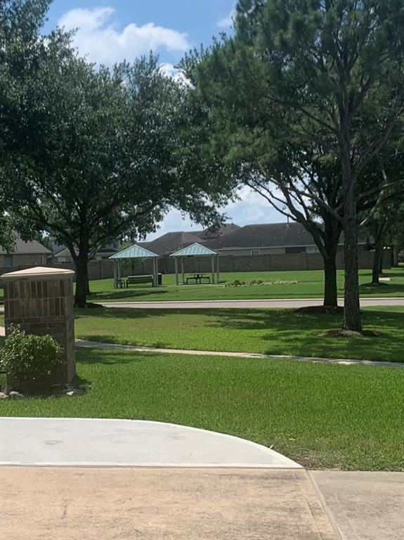 3103 Trail Hollow Drive, Pearland, Texas image 23