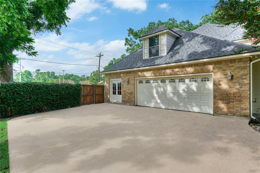 1013 Spring Meadow Lane