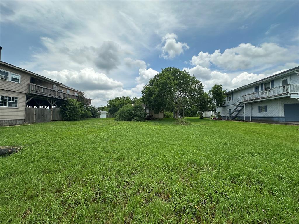 515 Port Road, Angleton, Texas image 2