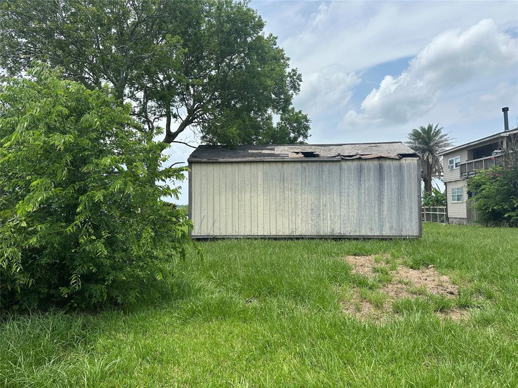 515 Port Road, Angleton, Texas image 8