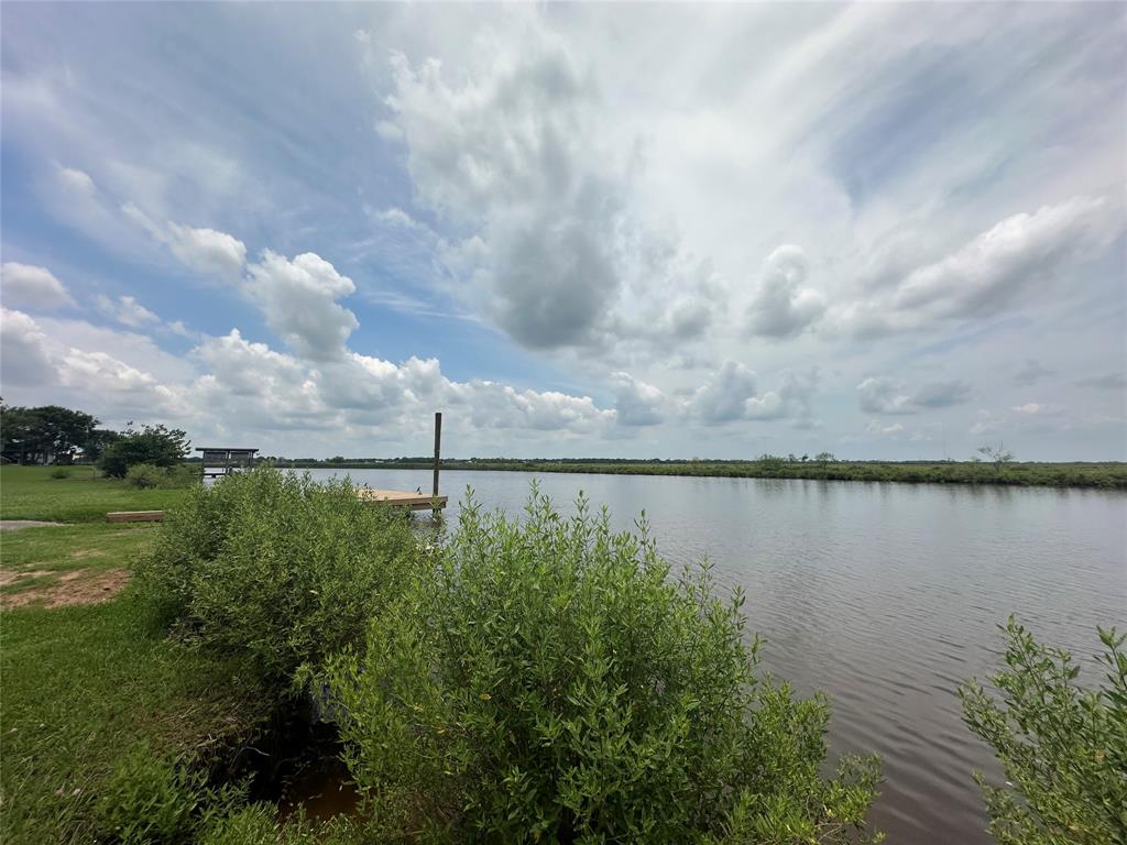 515 Port Road, Angleton, Texas image 5