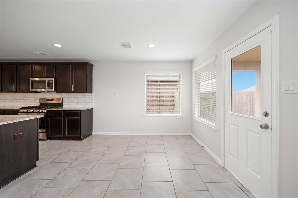 3018 Veeder Pass Lane, Katy, Texas image 11