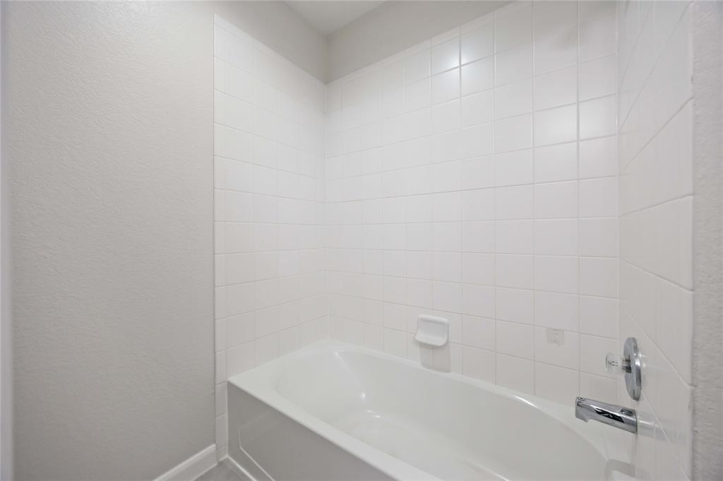 3018 Veeder Pass Lane, Katy, Texas image 26
