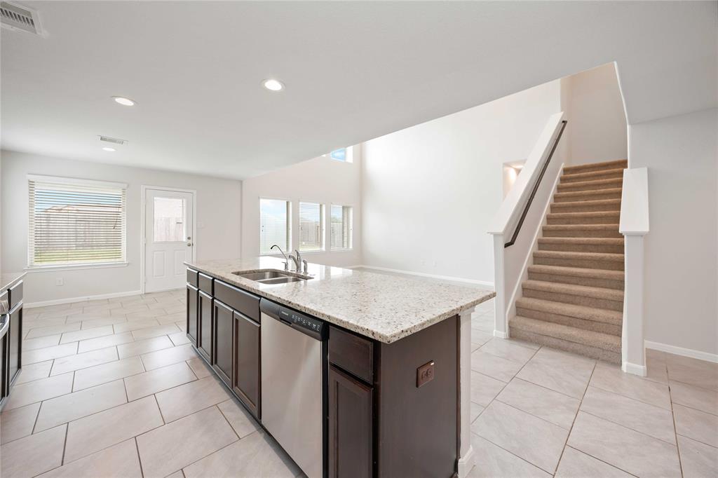 3018 Veeder Pass Lane, Katy, Texas image 10
