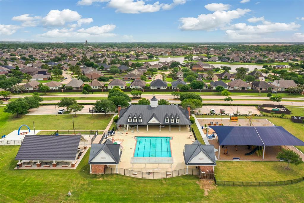 9710 Massanutten Lane, Richmond, Texas image 35