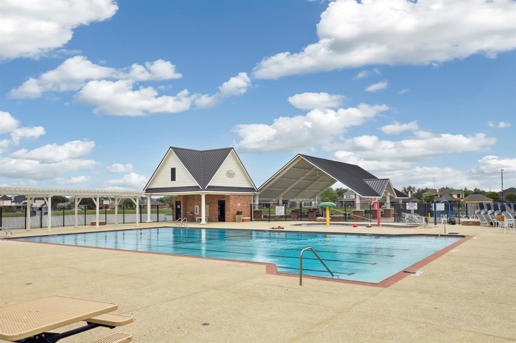 9710 Massanutten Lane, Richmond, Texas image 36