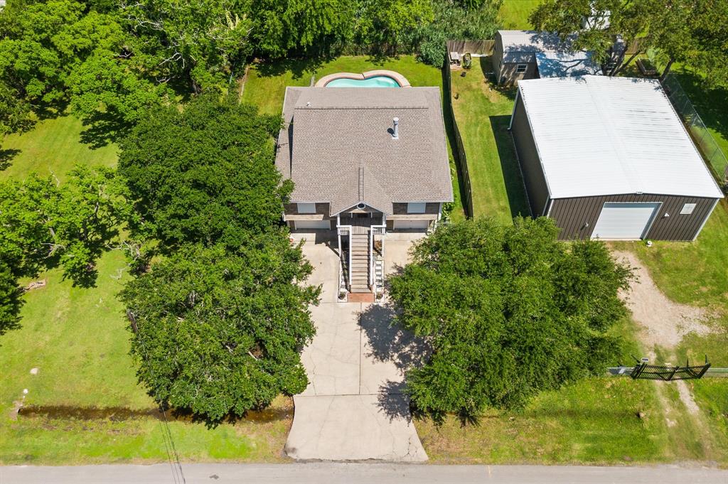 211 4th Street, Dickinson, Texas image 33