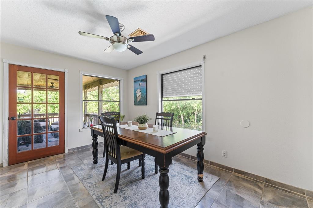 211 4th Street, Dickinson, Texas image 17